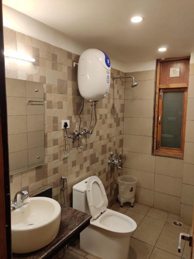 Apple Blossom Hotel Manāli Екстериор снимка
